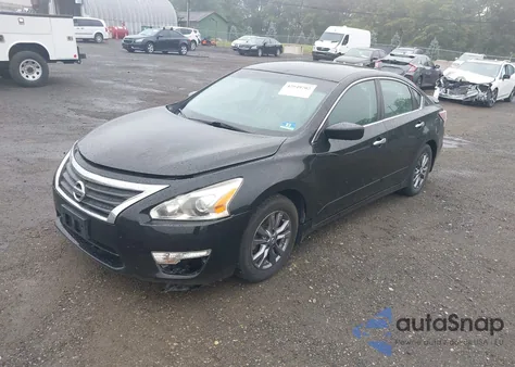 2015 Nissan Altima 2.5 S z USA, uszkodzony, nr VIN 1N4AL3AP2FC472125